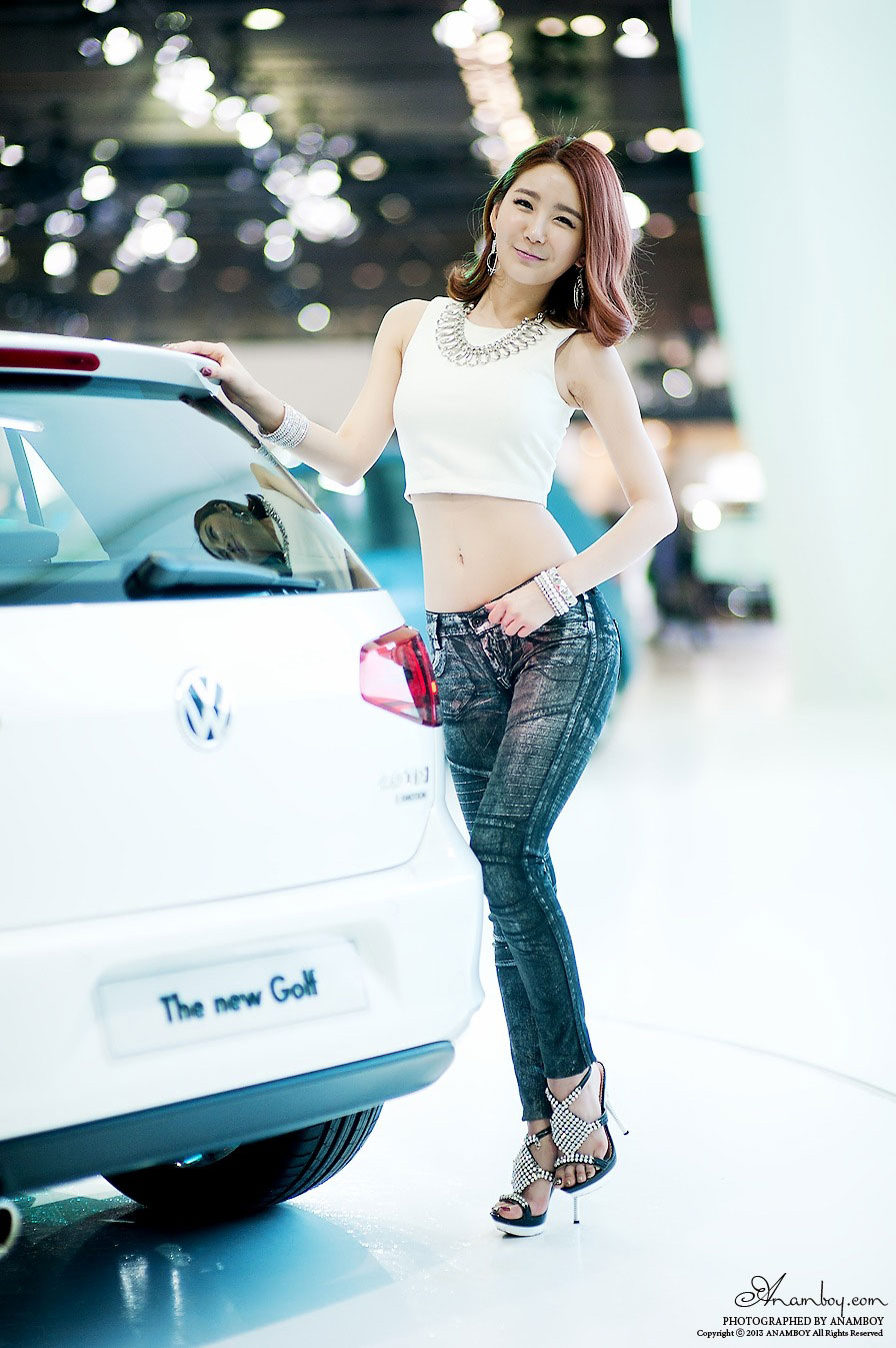 Bang Eun Young Seoul Motor Show 2013 Volkswagen