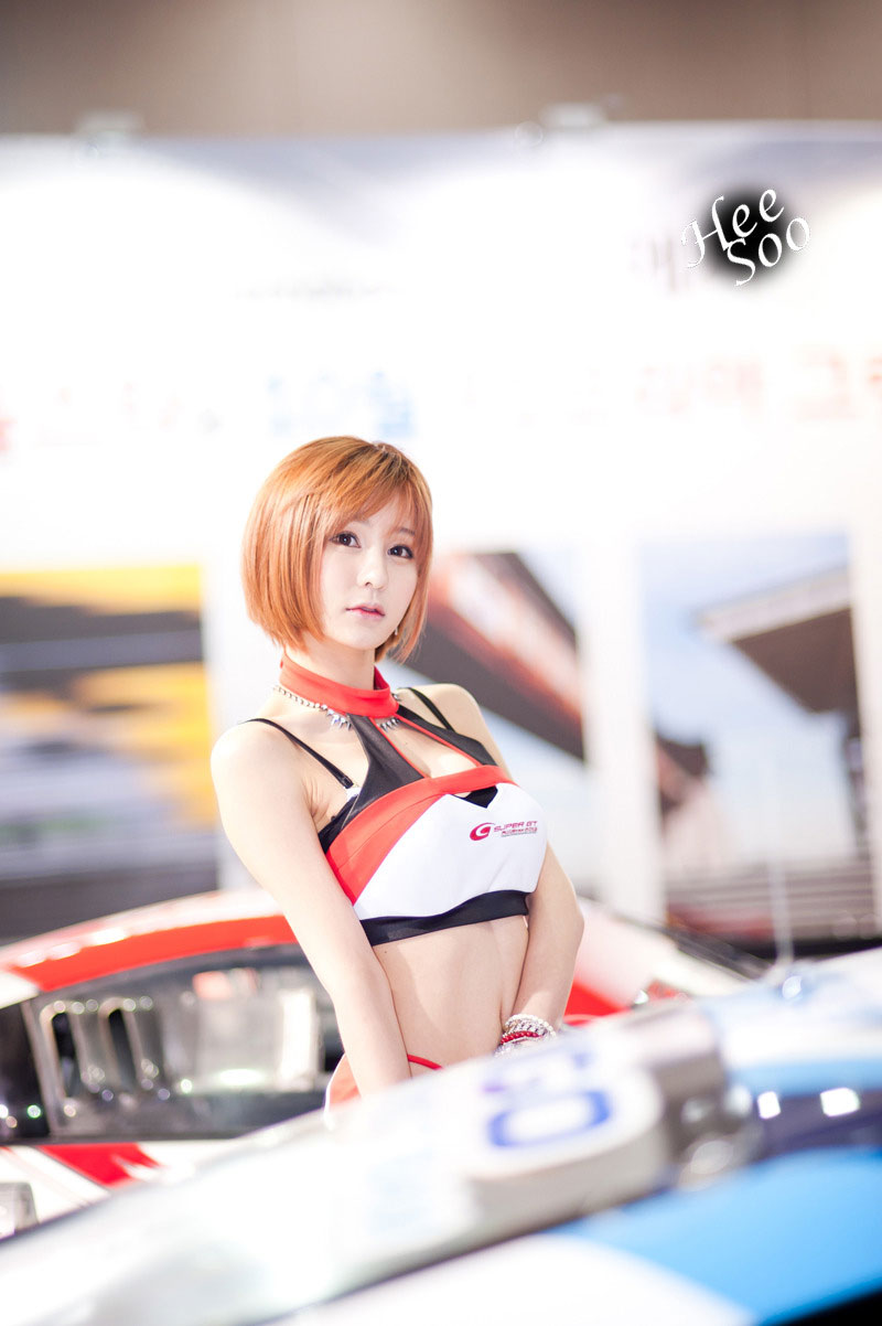 Park Soo Yu Seoul Motor Show 2013 Super GT