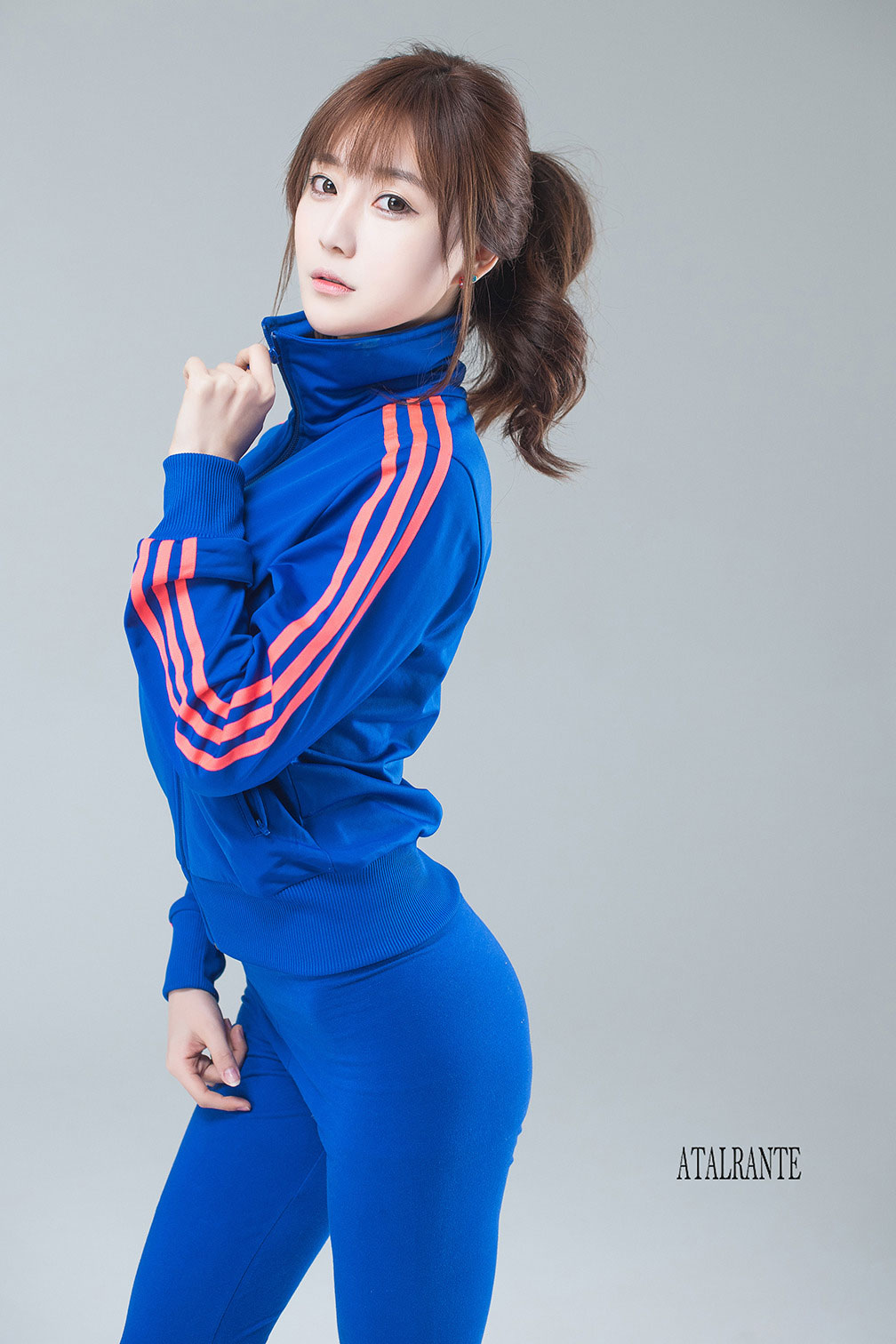 Korean model Choi Seul Gi studio