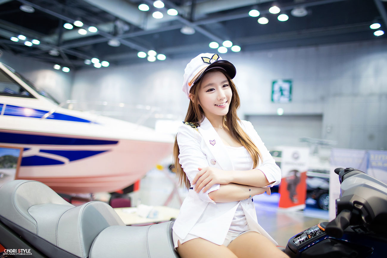 Kim Ha Eum Korea International Boat Show 2013