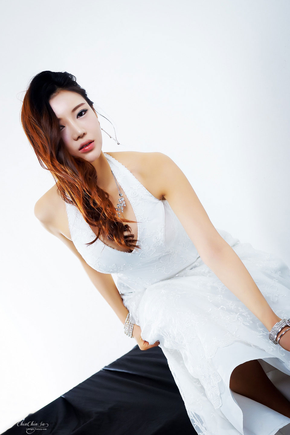 Korean model Shin Hae Rim