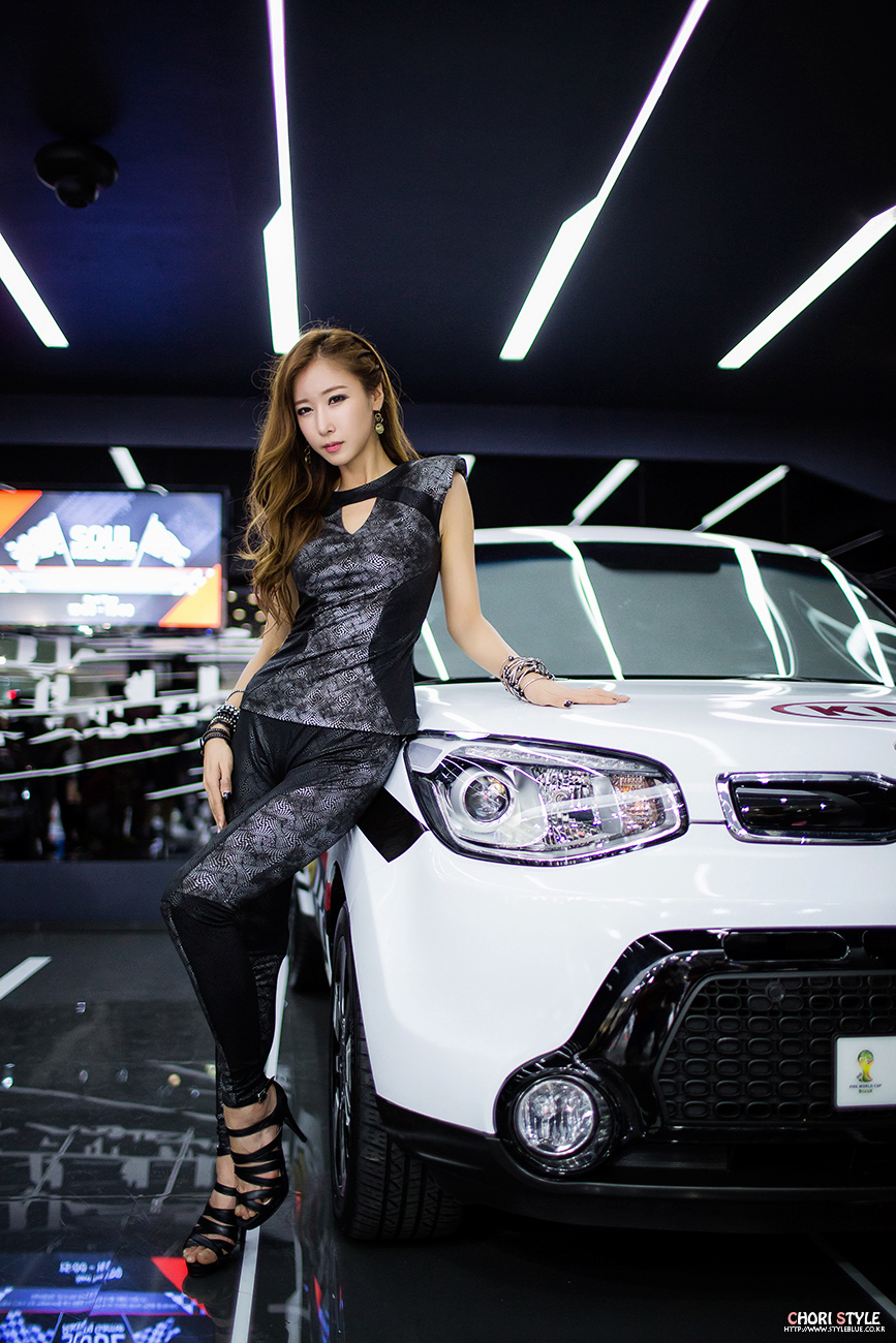 Cheon Bo Young Busan Motor Show 2014
