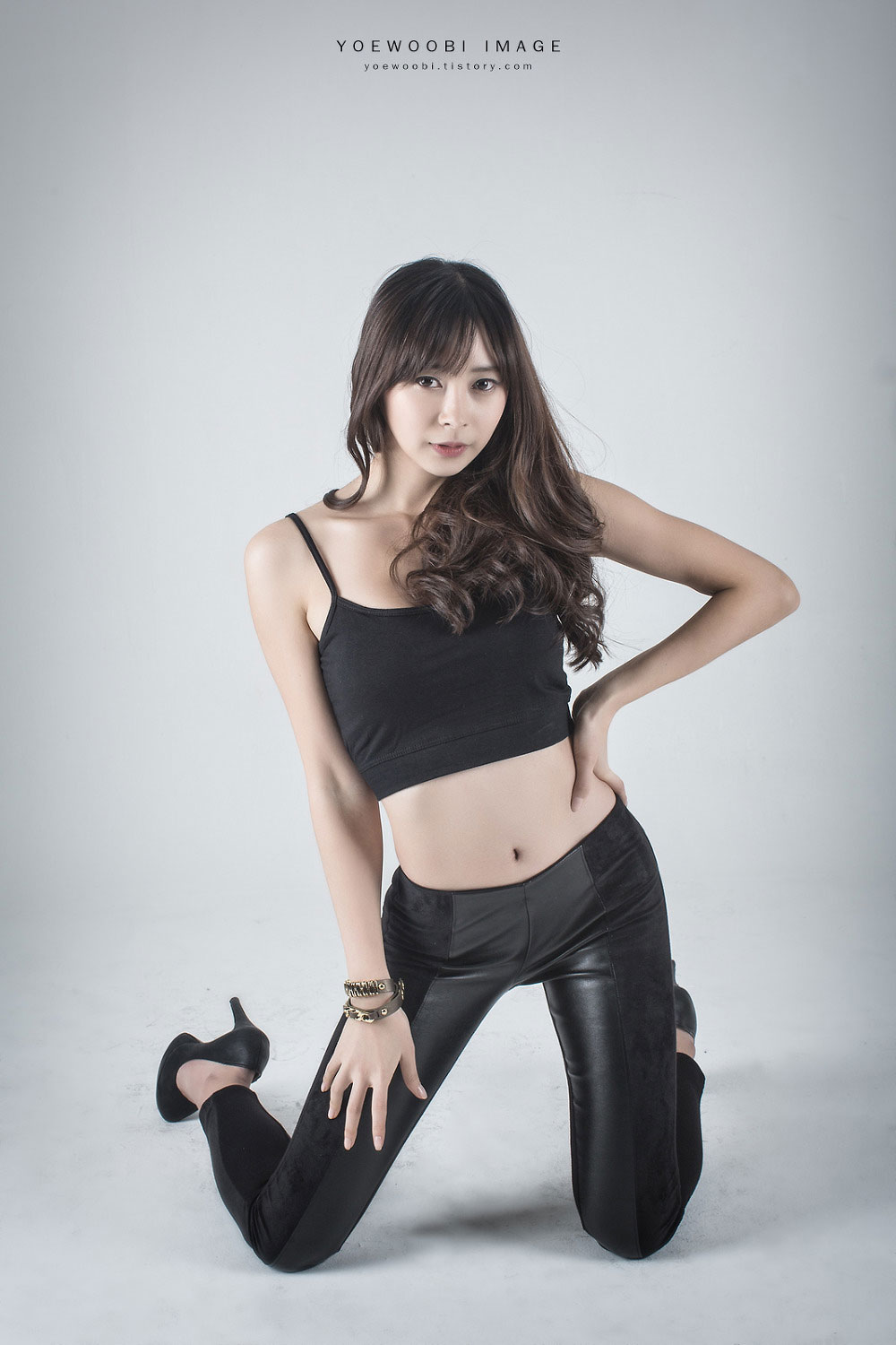 Korean model Seo Han Bit studio photoshoot