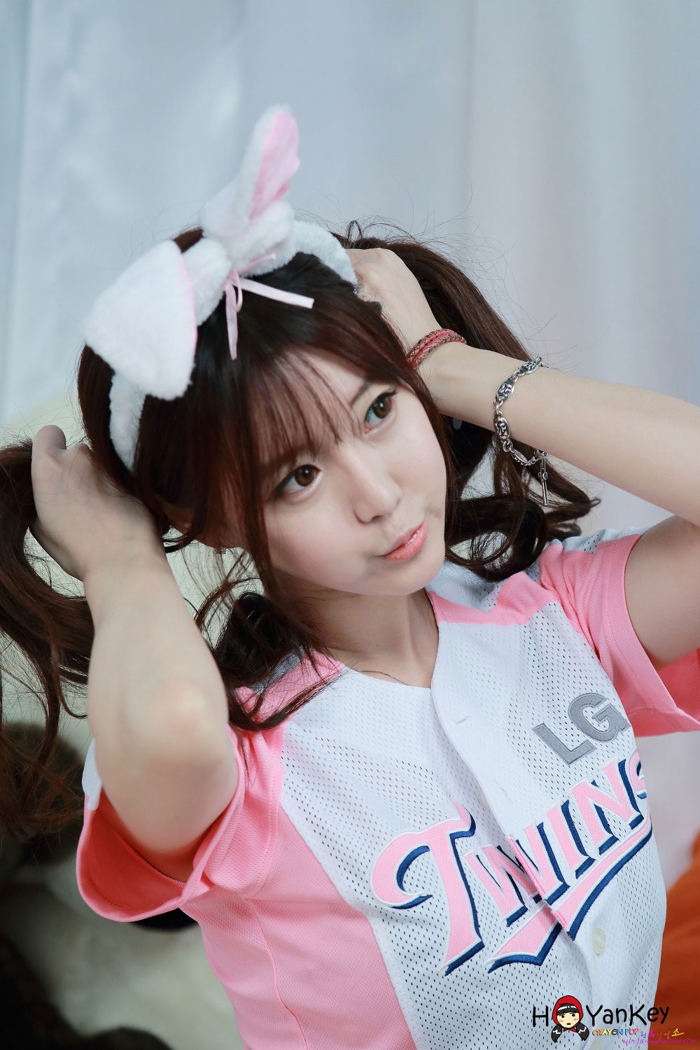 Baseball girl Choi Seul Gi photoshoot