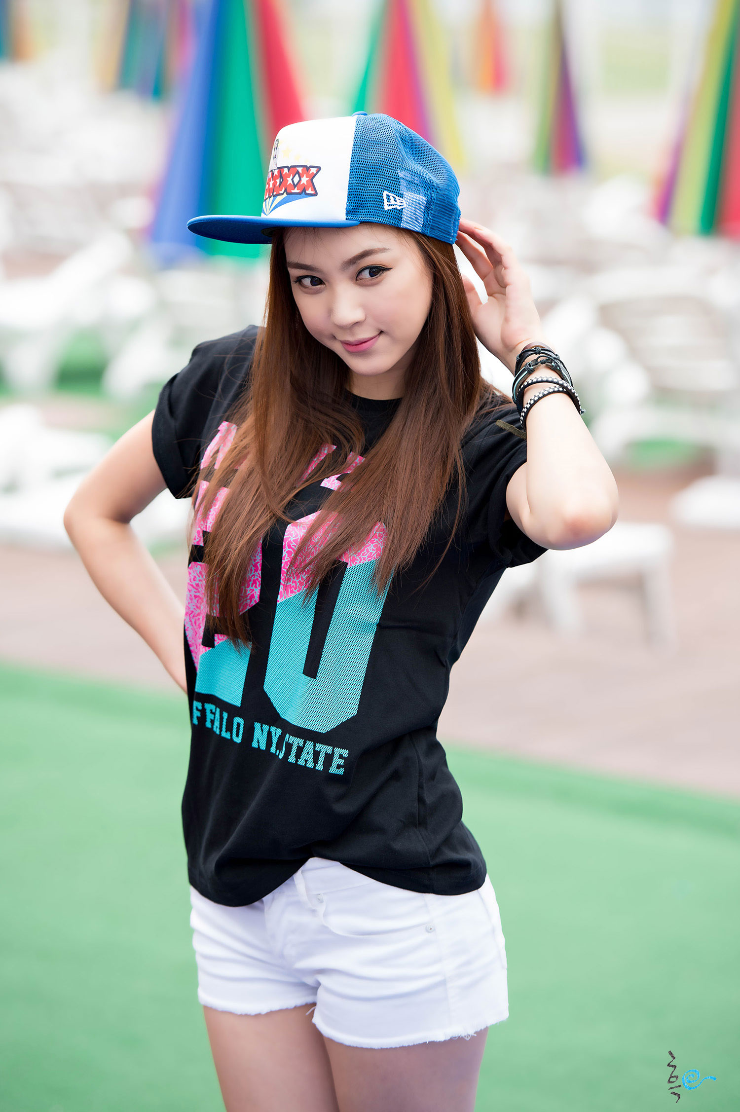 Ju Da Ha New Era Korean pop up store