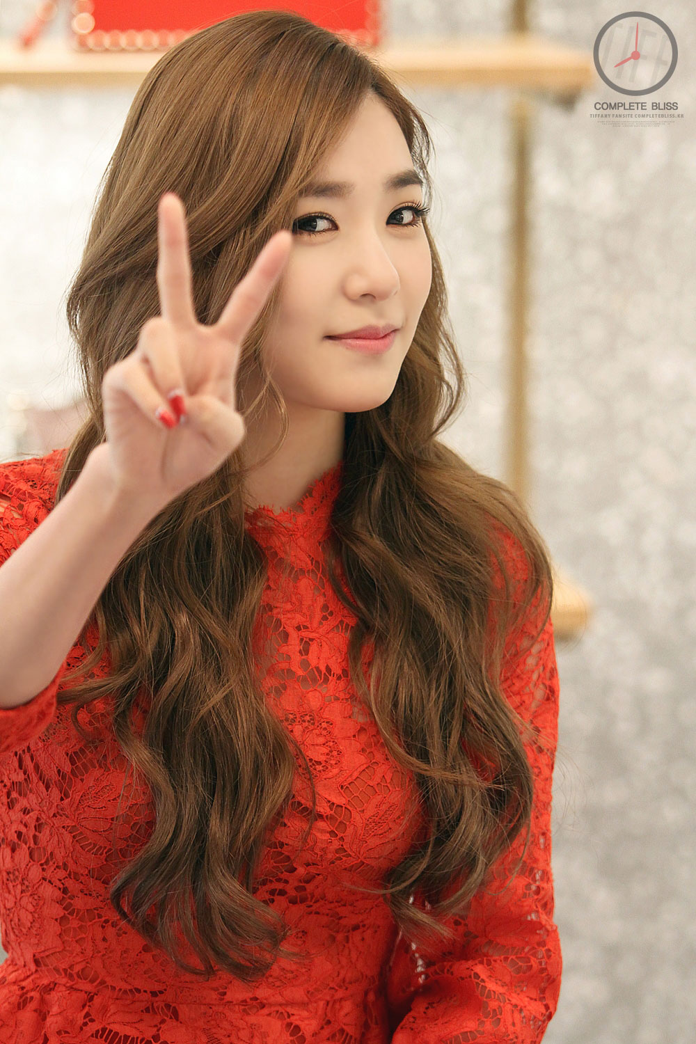 Girls Generation Tiffany red Valentino lace dress