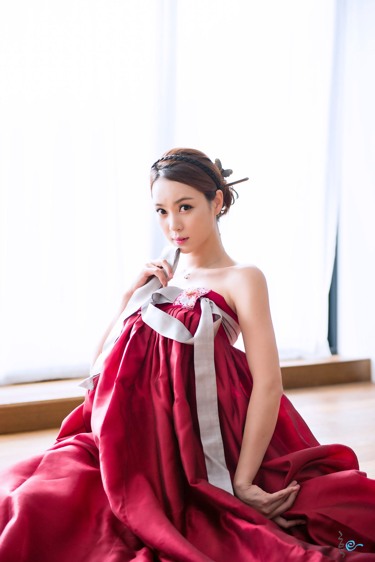Ju Da Ha Korean hanbok dress