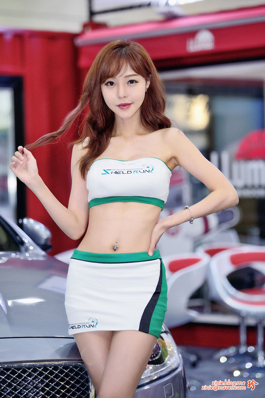 Seo Jin Ah Seoul Auto Salon 2015 Shieldrun