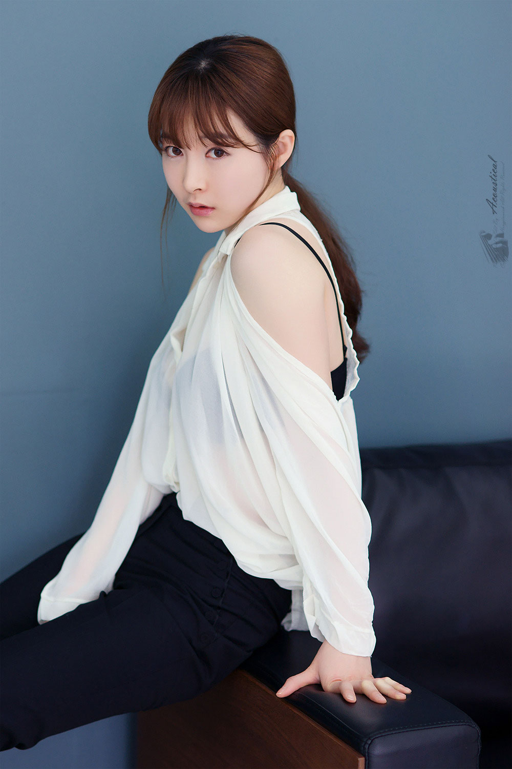Model Lee Ga Na cool photoshoot