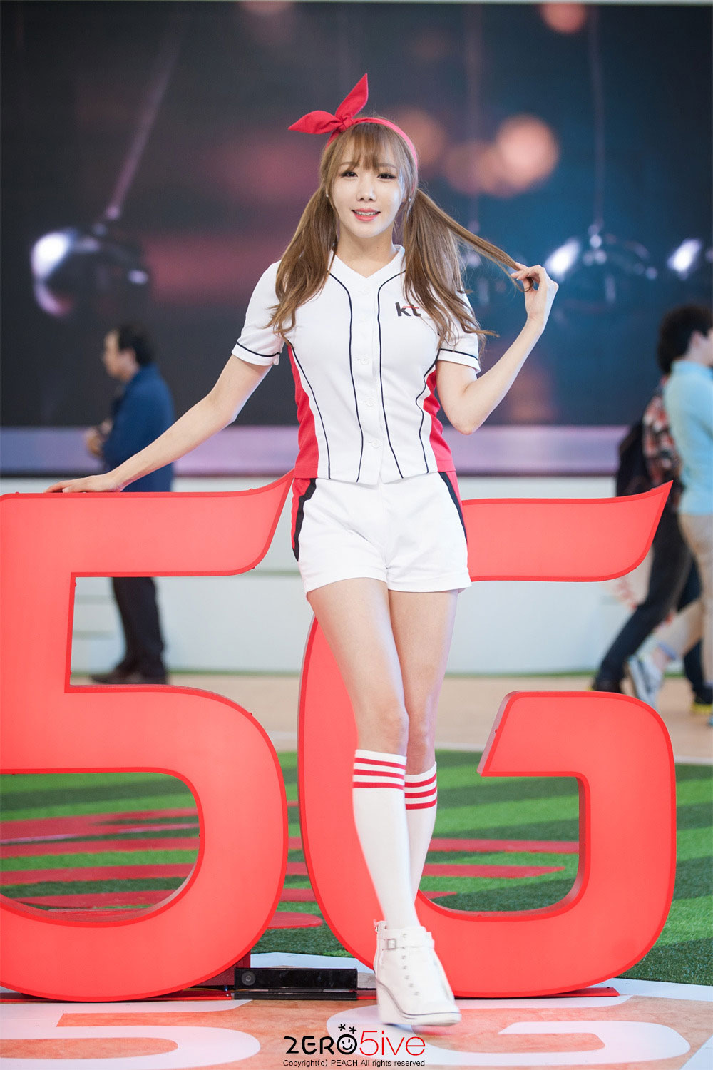 Seo Aran World IT Show 2015 KT 5G