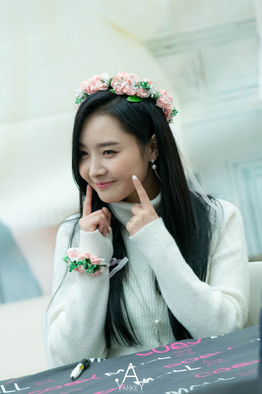 Dal Shabet Woohee Naturalness fan signing event