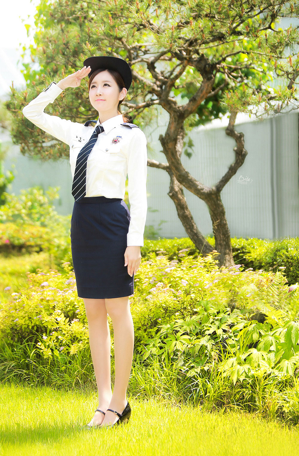 Choi Byul I Korean police uniform