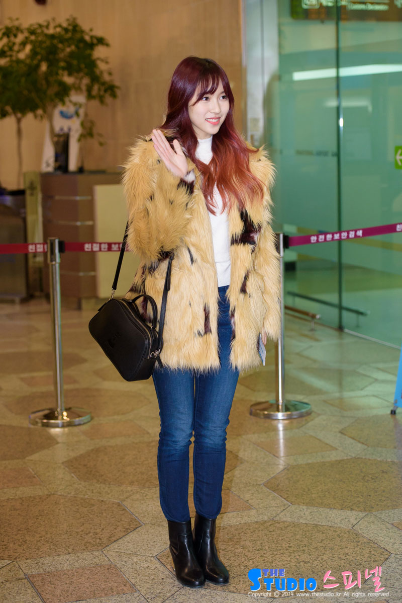 Twice Mina Gimpo airport fashion