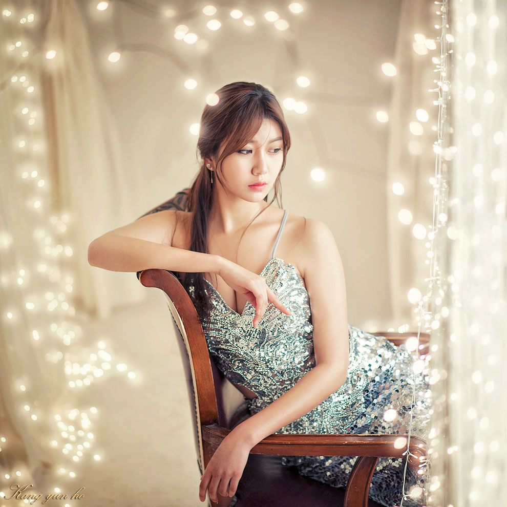 Korean model Ban Ji Hee studio