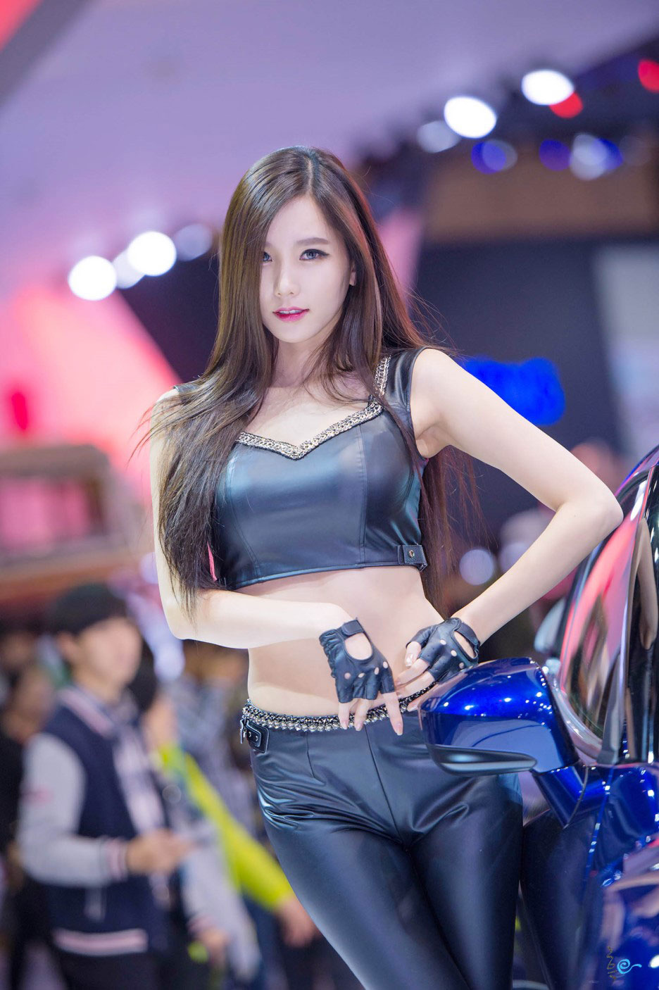 Lee Ji Min Seoul Motor Show 2015 Nissan