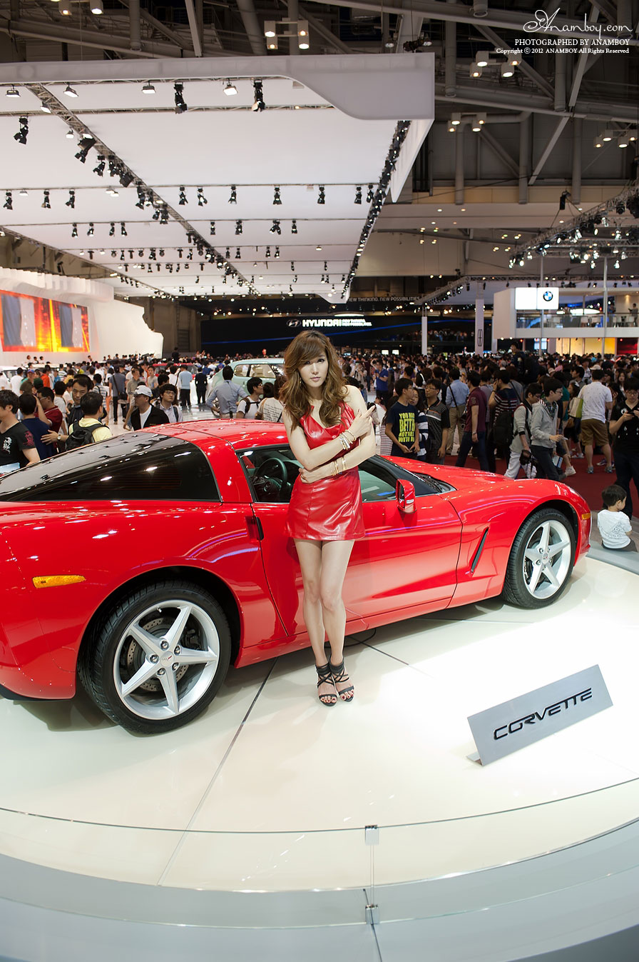 Nam Eun Joo Busan International Motor Show 2012 Chevrolet