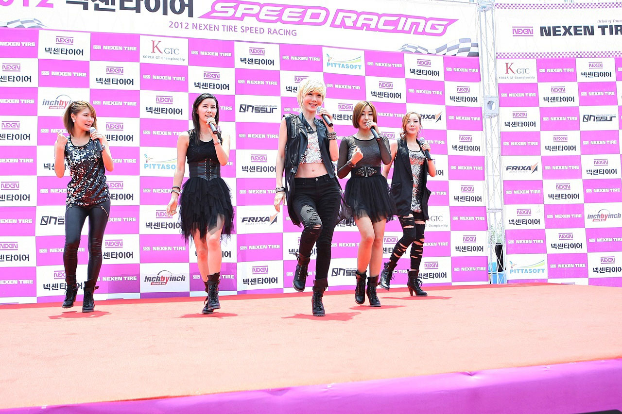 Nexen Speed Racing Korean race queens